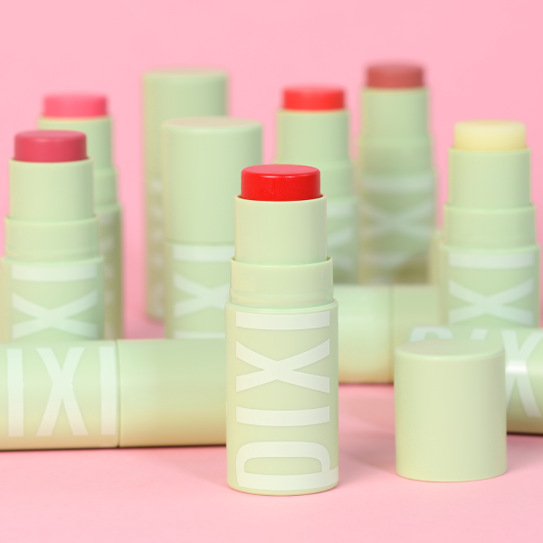PIXI +علاج الشفاه هيدرا