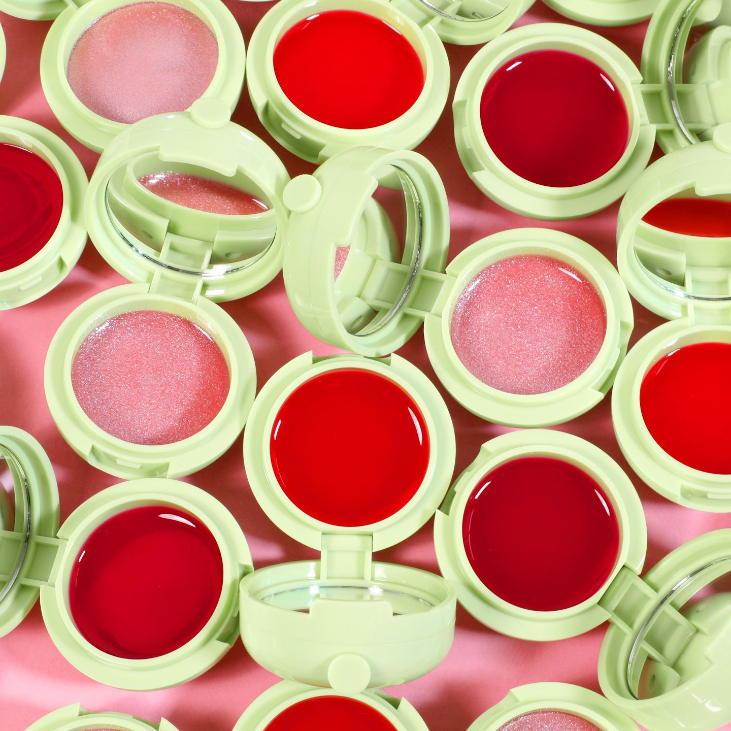 PIXI LipMask